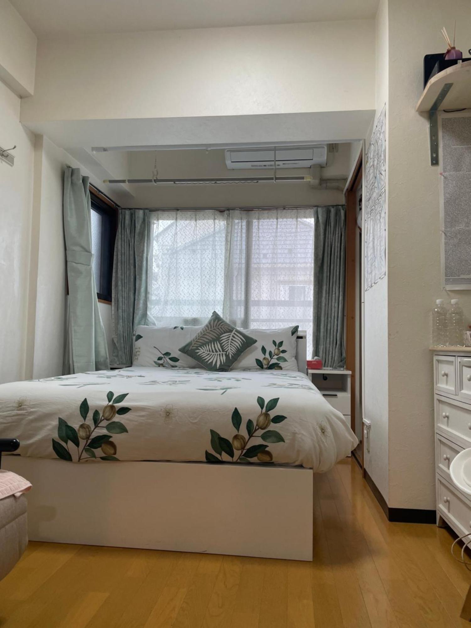 新宿安靜の家-A Quiet Home In Shinjuku - A 26 Square Meter Double Bed Room That Feels Like Home Tokyo Bagian luar foto